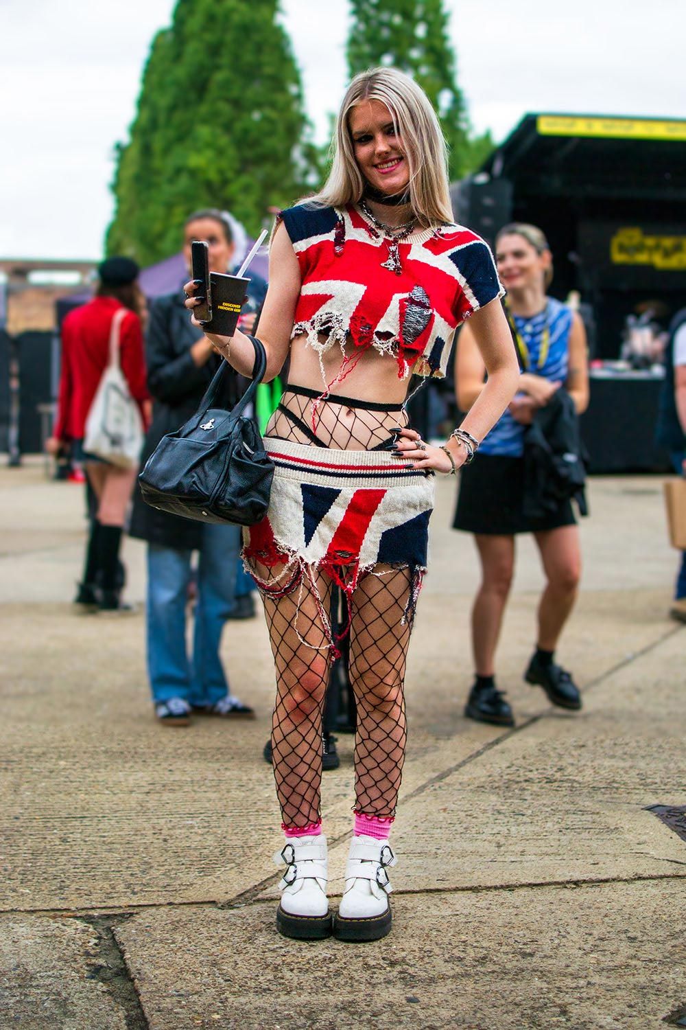 LDN Beings, photo 6 of 24